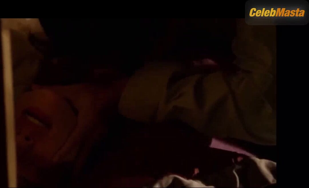 Lauren German ’s Sexy Scene From Happy Town - Photo 1 of 5 photo 5
