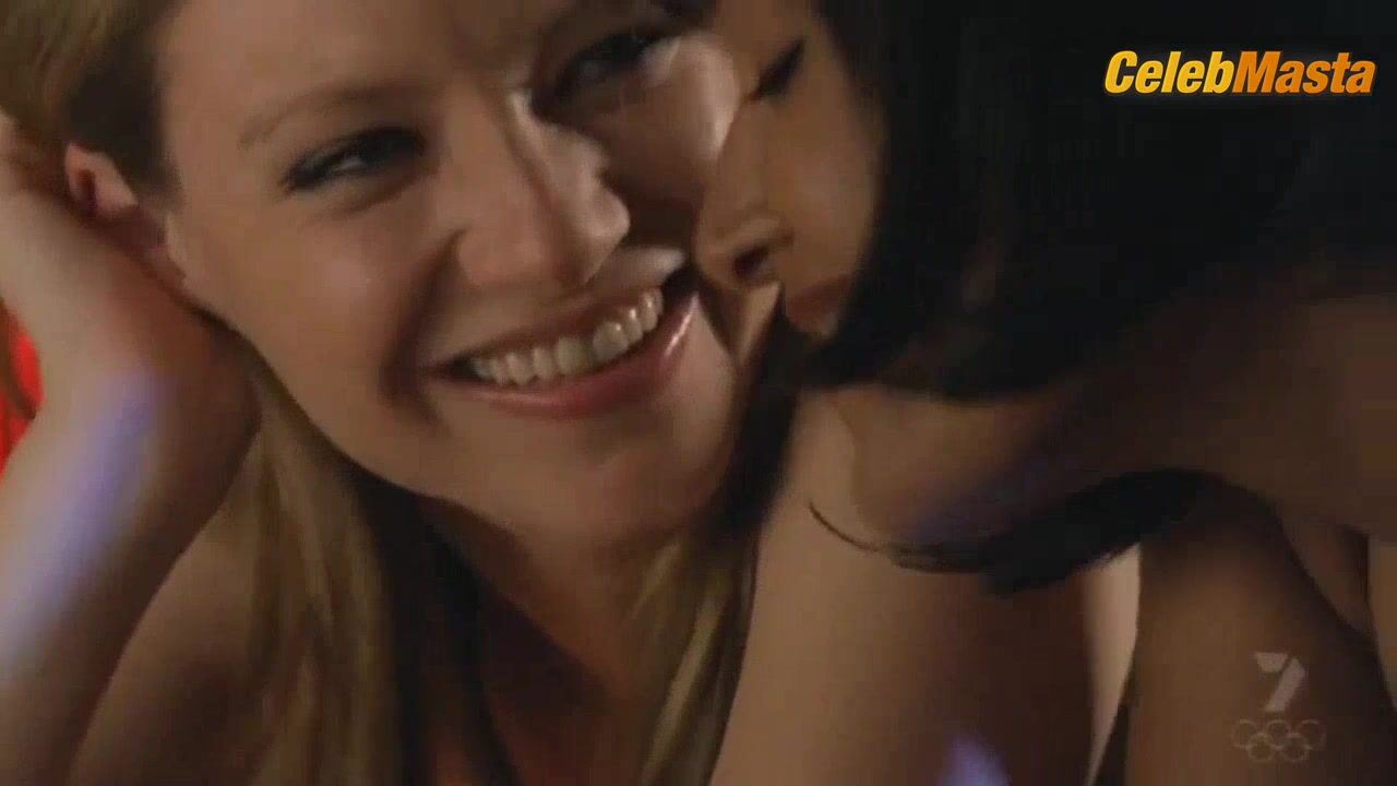 Anna Torv ’s Lesbian Scene In Mistresses - Photo 1 of 5 photo 2