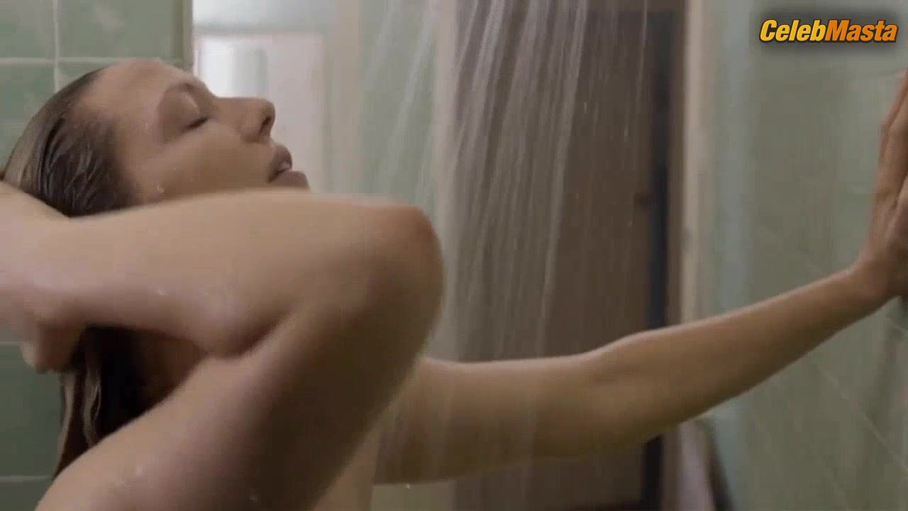 Anna Torv ’s Sexy Scene From Secret City - Photo 2 of 5 photo 1