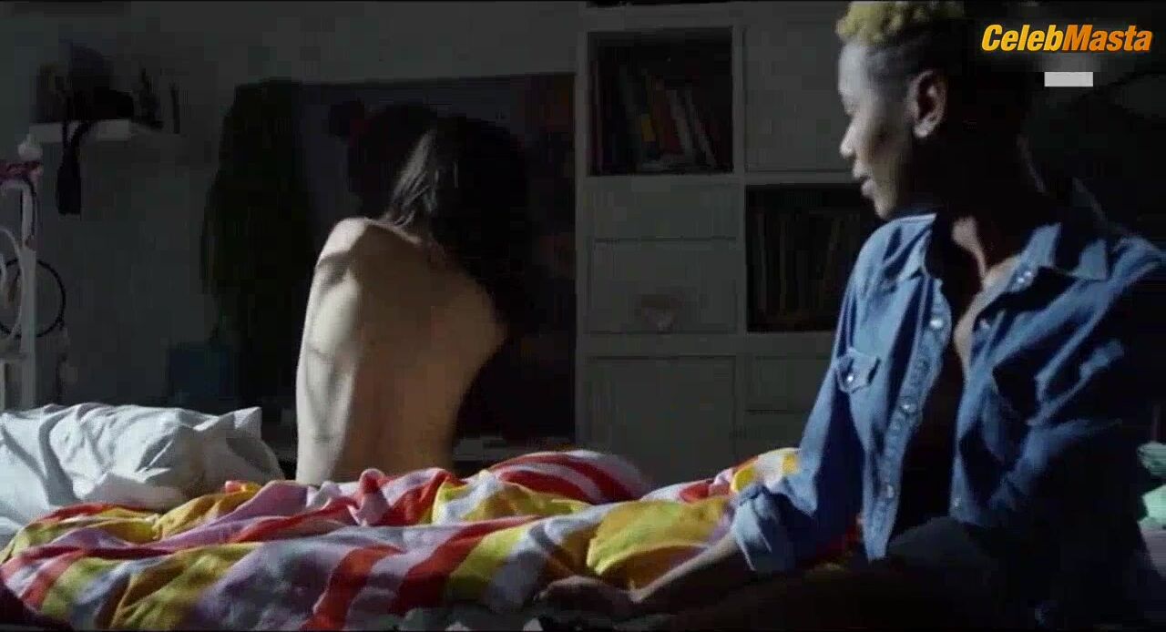 Simona Tabasco Bares Lesbian Scene In I Bastardi Di - Photo 3 of 5 photo 1