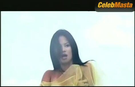 Andrea Del Rosario ’s Sexy Scene In Viva Hot Babes - Photo 1 of 5 photo 4