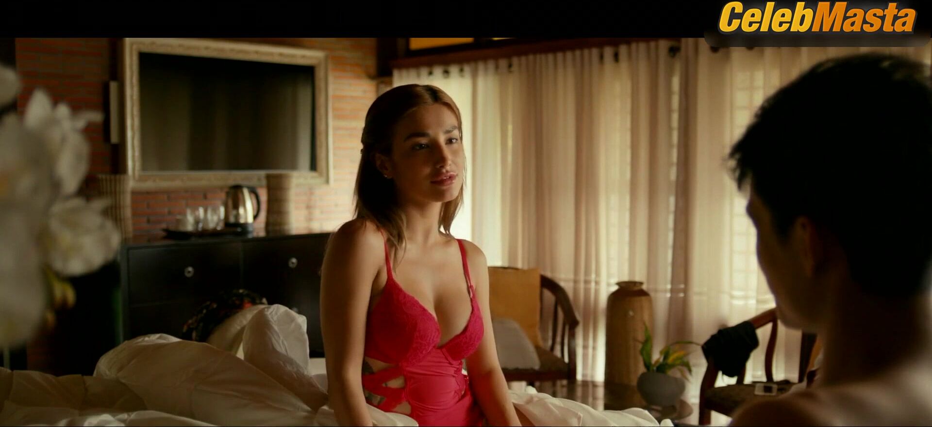 Nathalie Hart Booty Scene In Sin Island - Photo 2 of 5 photo 1
