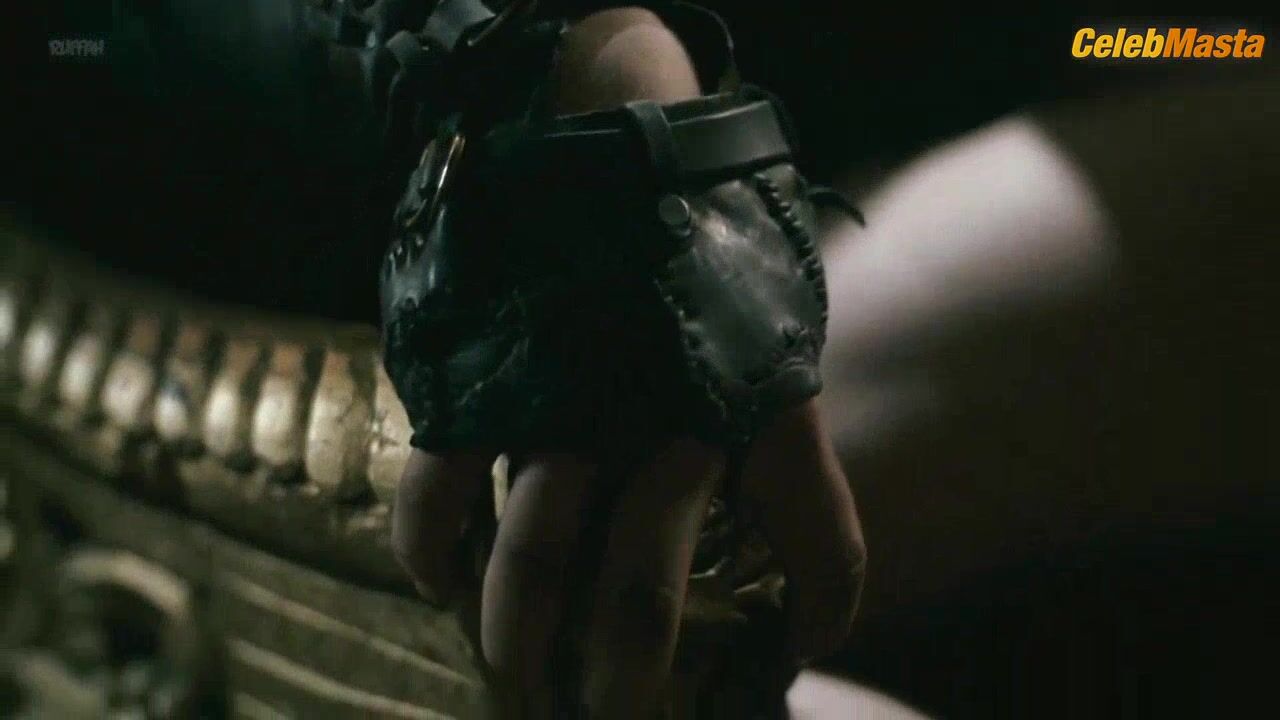 Alicia Agneson Booty, Boobs Scene In Vikings - Photo 1 of 5 photo 4