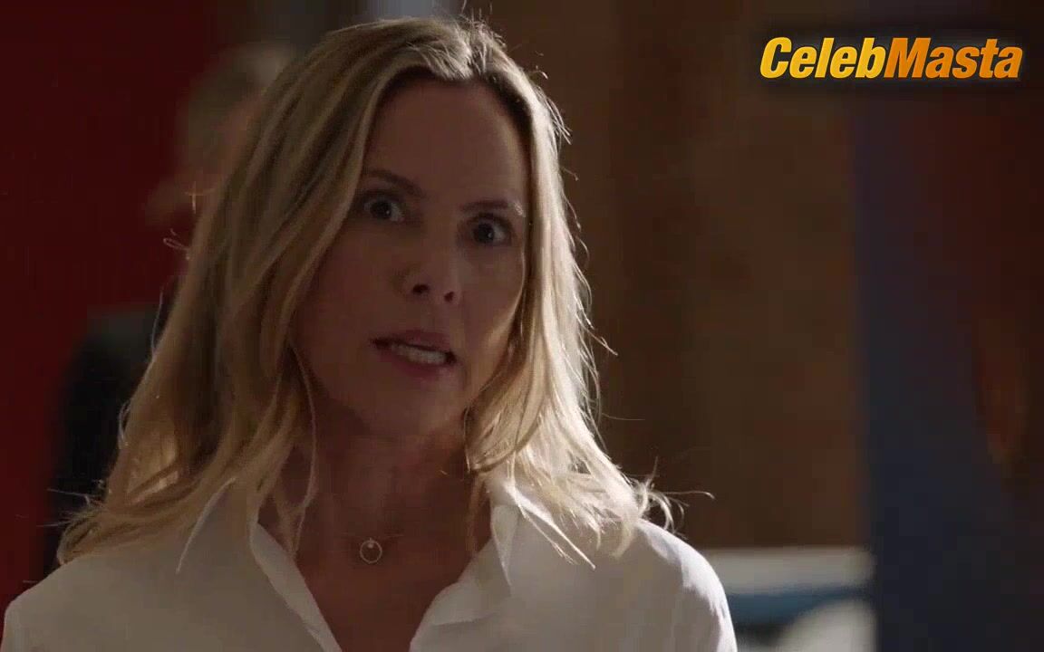 Maria Bello ’s Swimsuit Scene In Ncis - Photo 1 of 5