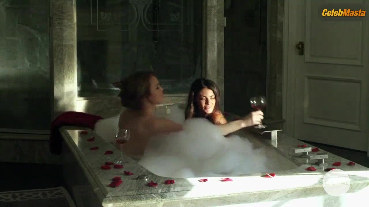 Dina Meyer Reveals All In Scene From Evil Doctor - Photo 2 of 5 photo 5