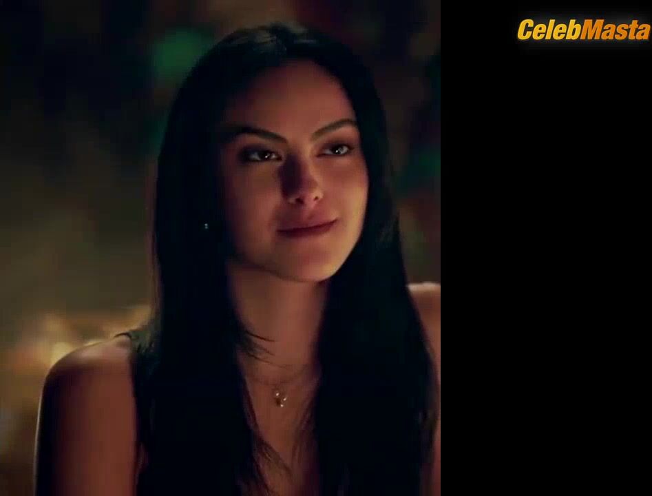 Camila Mendes Lesbian, Booty Scene In Riverdale - Photo 1 of 5 photo 2