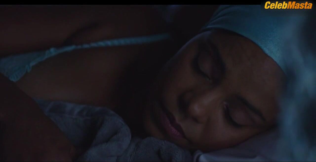 Sanaa Lathan Reveals Tits In Scene From Nappily Ever After - Photo 2 of 5 photo 1