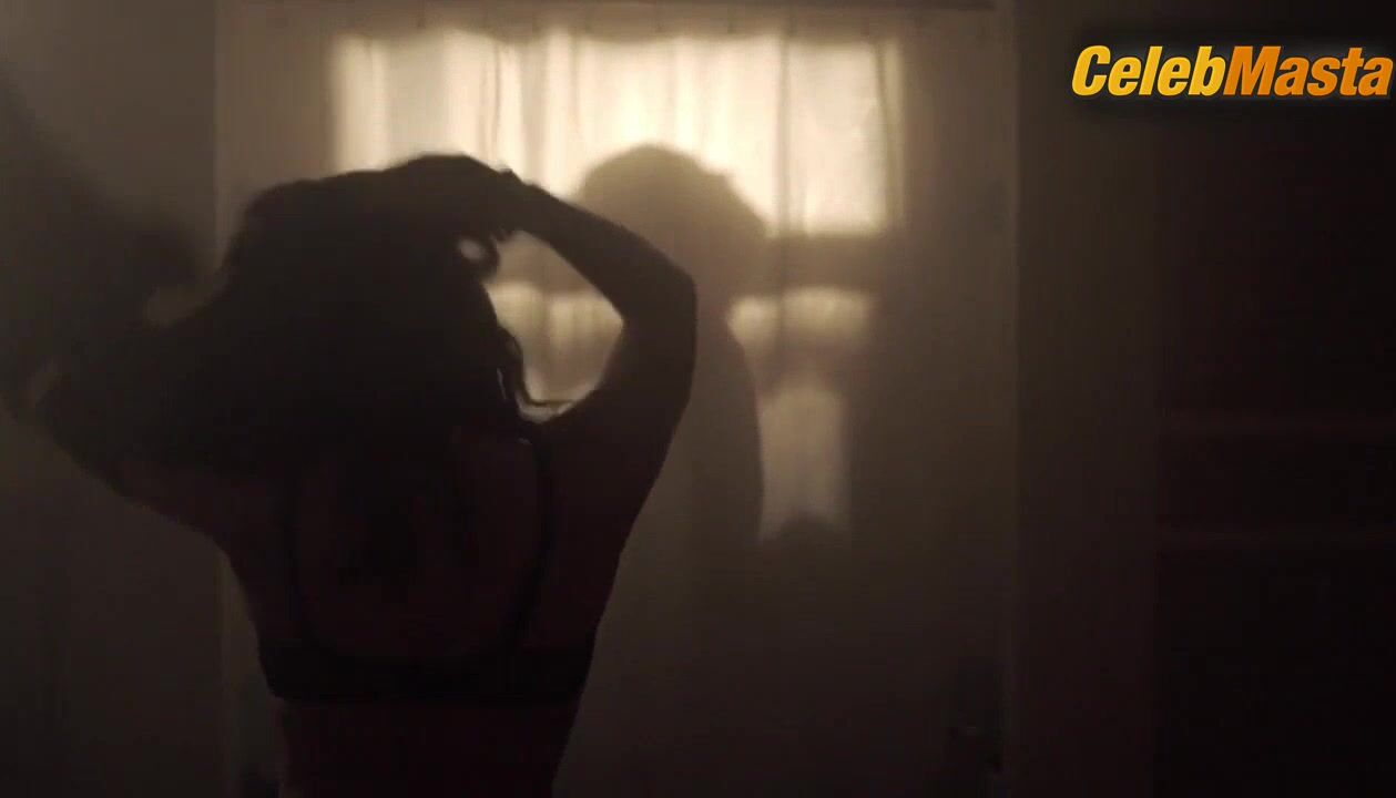 Camila Mendes Flaunts Boobs Scene In Riverdale - Photo 1 of 5