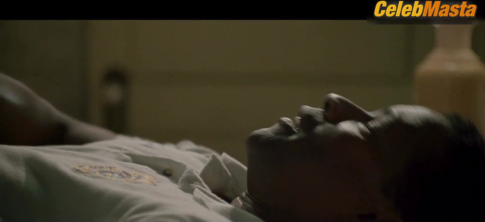 Sanaa Lathan ’s Underwear Scene In Out Of Time - Photo 1 of 5 photo 4