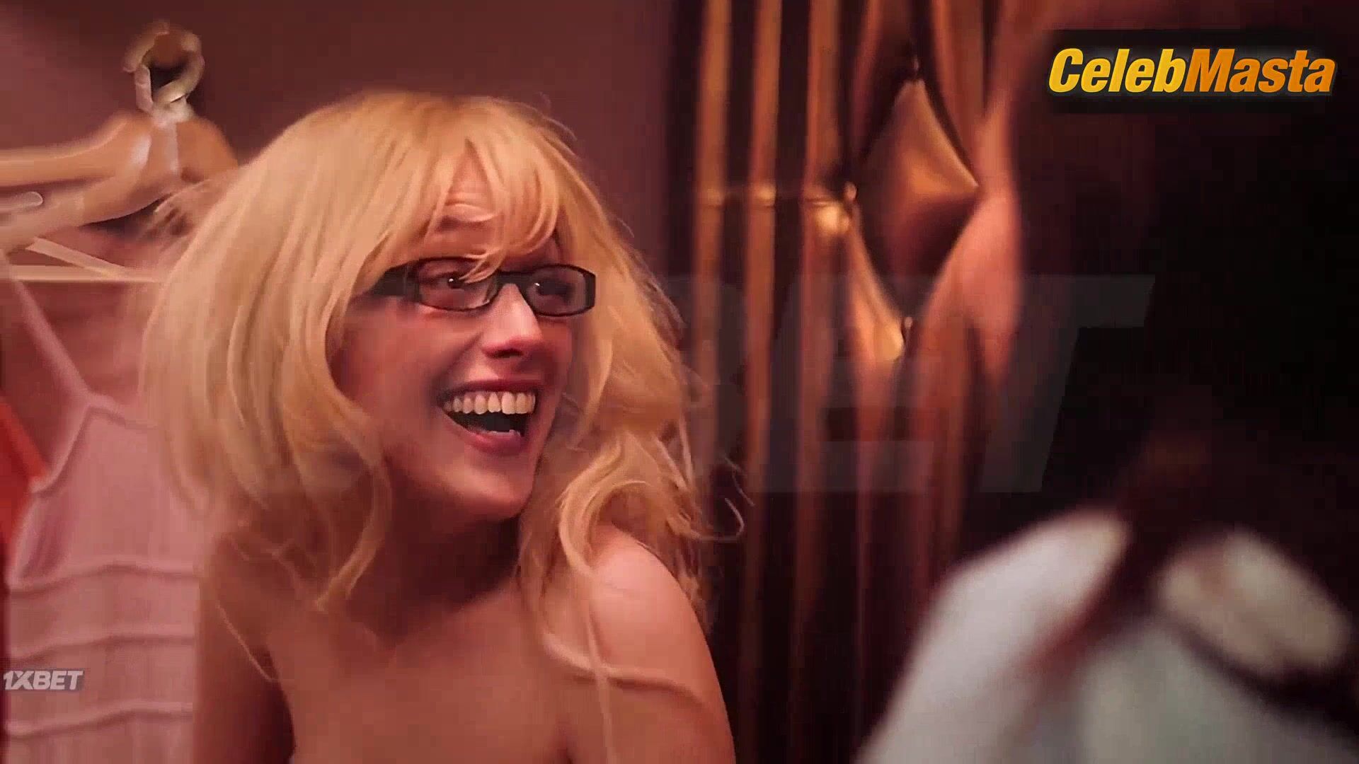 Victoria Pedretti ’s Boobs Scene In Forbidden Fruits - Photo 2 of 5 photo 1