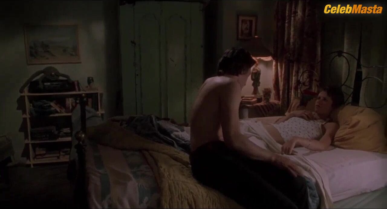 Kim Dickens Tits, Underwear Scene From Truth Or - Photo 2 of 5 photo 4