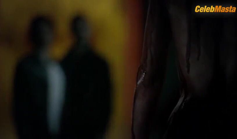 Nathalie Kelley ’s Hot Scene In The Vampire Diaries - Photo 1 of 5 photo 5