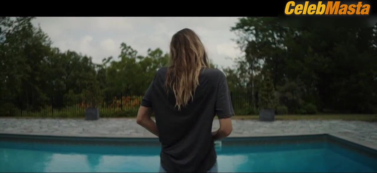 Abbey Lee ’s Butt And Underwear Scene In Welcome - Photo 2 of 5 photo 1