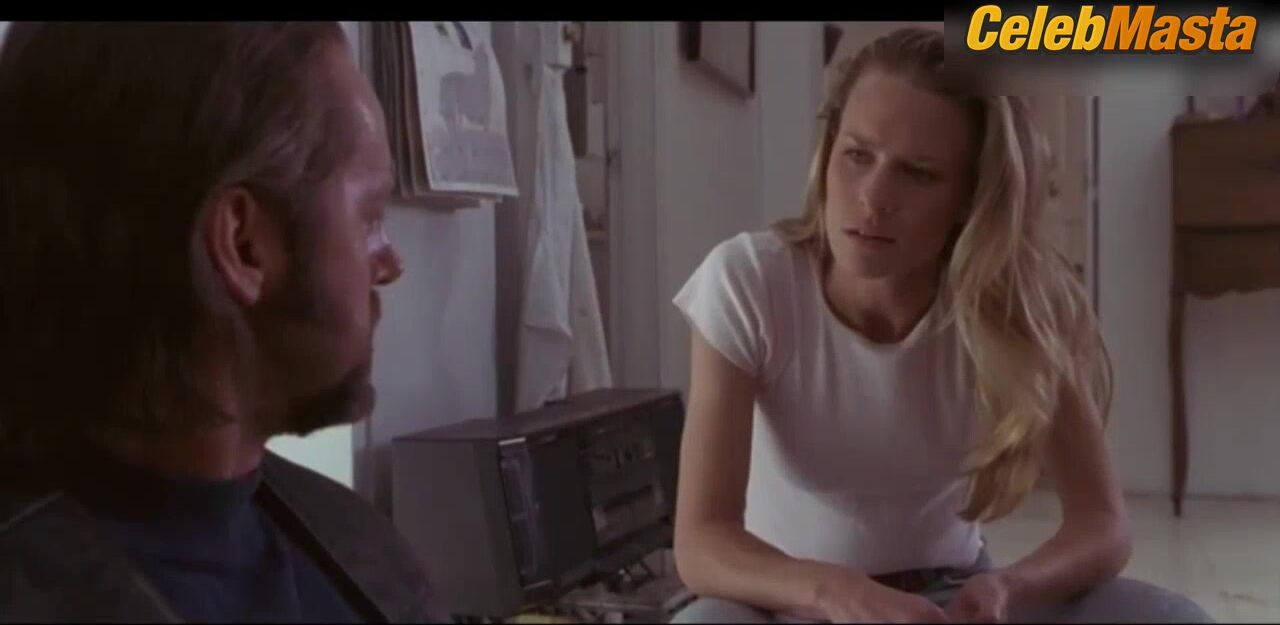 Robin Wright Tits Scene From The Crossing Guard - Photo 1 of 5 photo 2