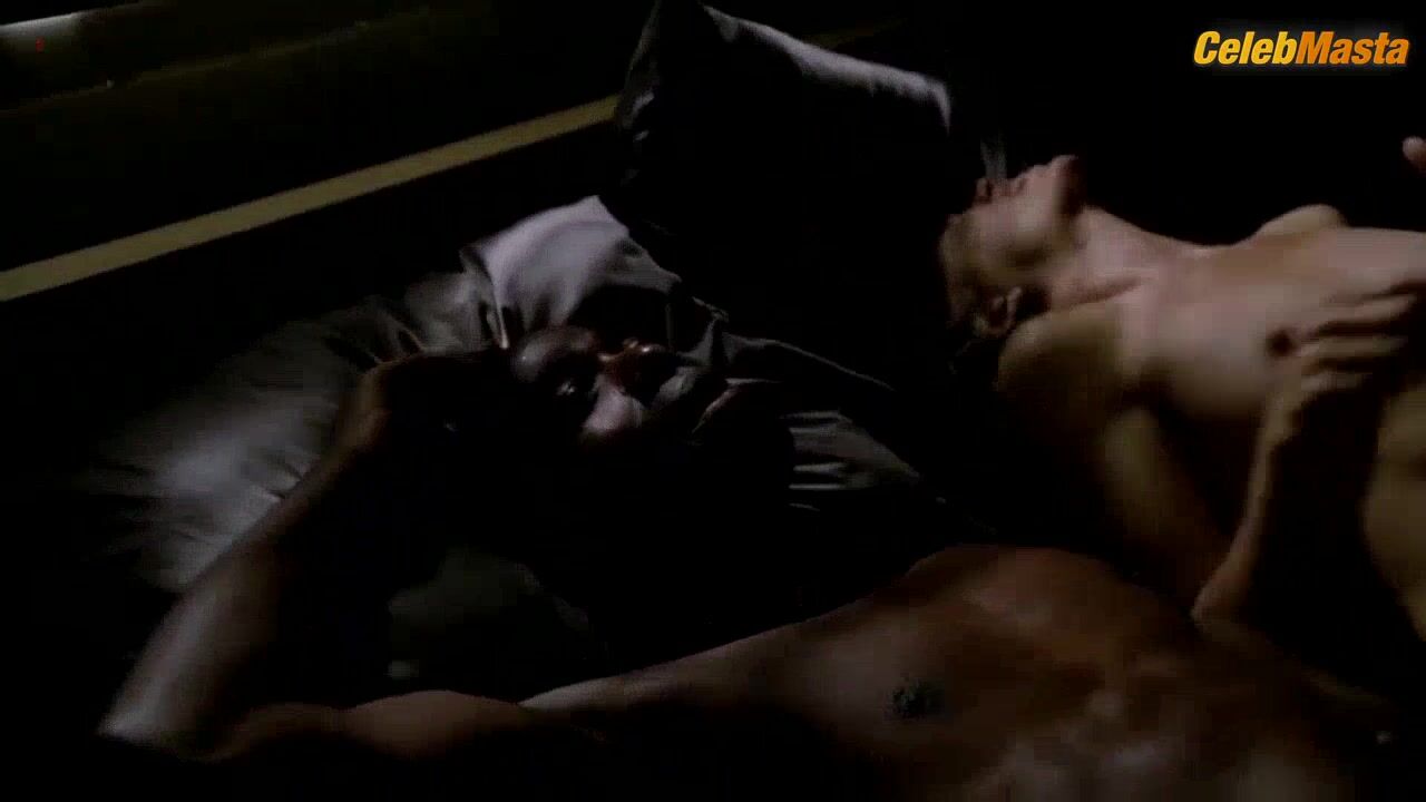 Kim Dickens Tits Scene From Treme - Photo 2 of 5 photo 1