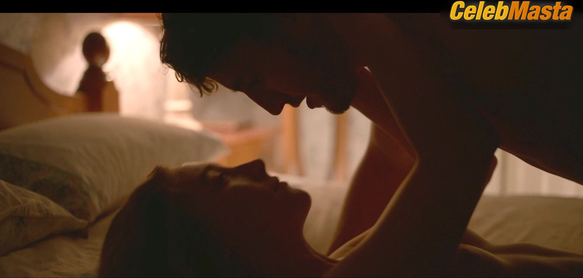 Saoirse Ronan ’s Tits Scene From Foe - Photo 3 of 5 photo 5