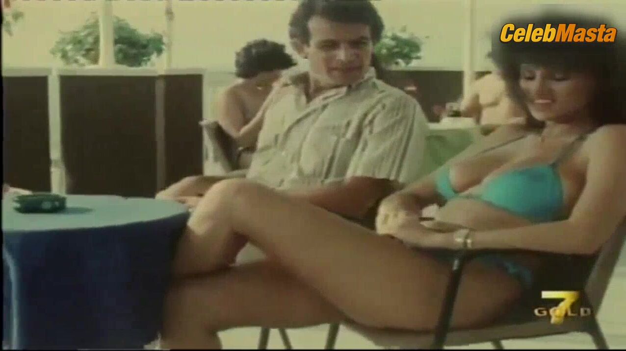 Serena Grandi Tits, Swimsuit Scene From The Cello Teacher - Photo 2 of 5 photo 4