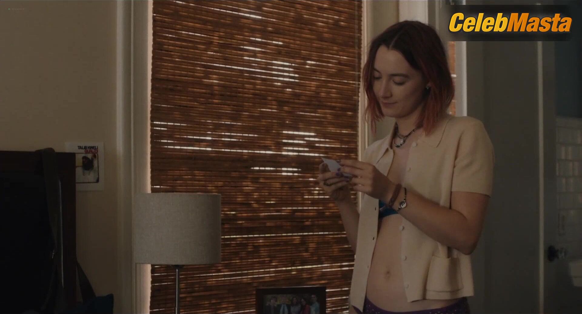 Saoirse Ronan Sexy Scene From Lady Bird - Photo 2 of 5 photo 1