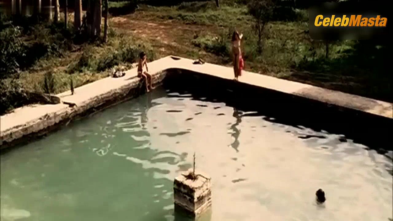 Claudia Gerini Boobs Scene In Viaggio Segreto - Photo 2 of 5