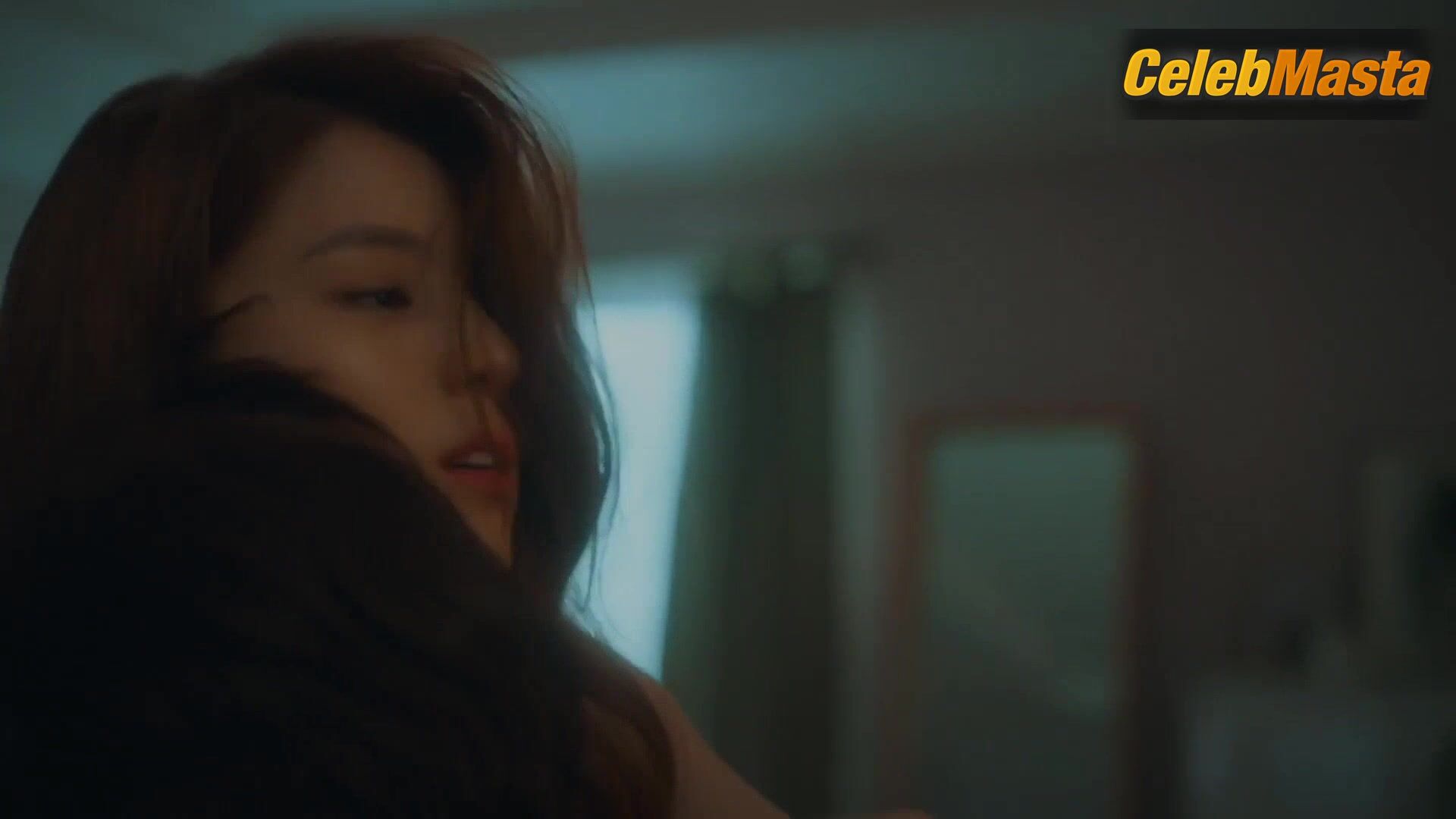 Han So Hee Reveals Sexy Scene In The World Of The - Photo 1 of 5 photo 2