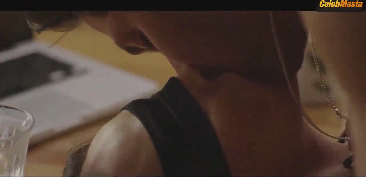 Fabiola Campomanes Tits And Thong Scene From Patricia, Secretos - Photo 1 of 5 photo 4