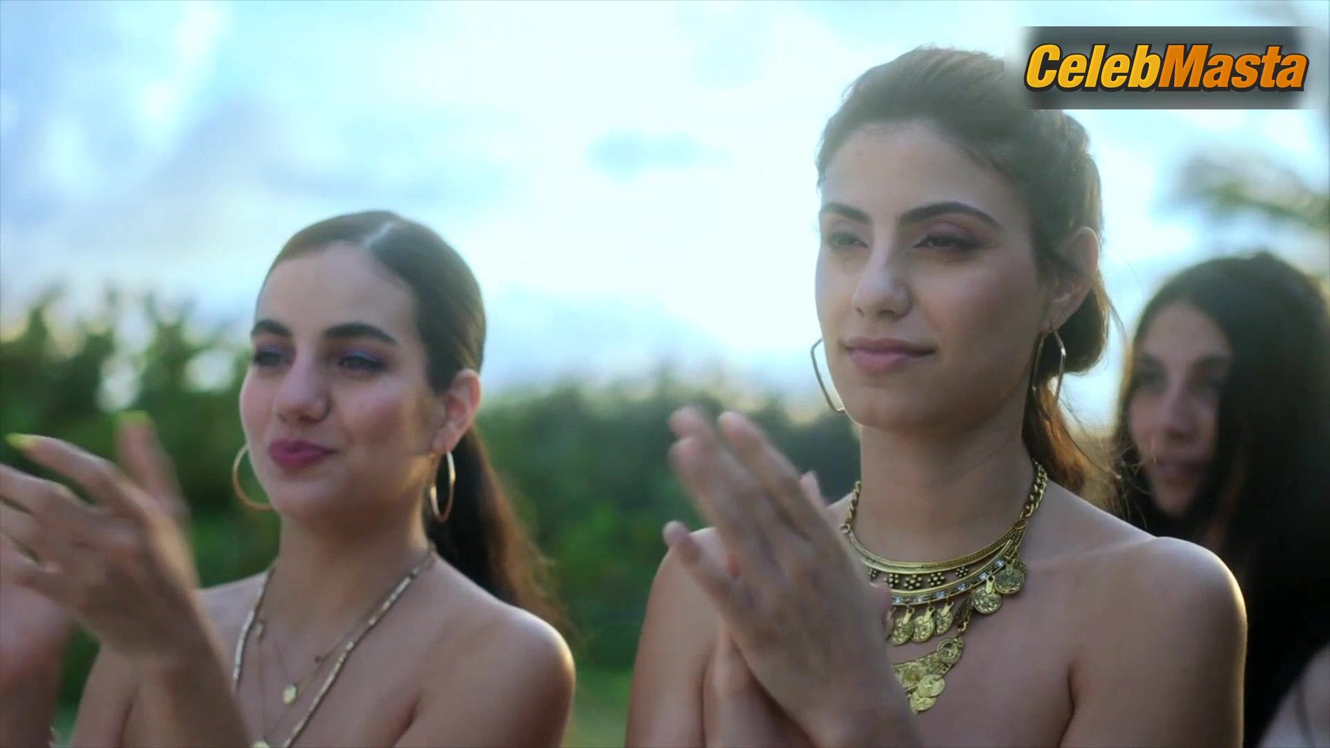 Ela Velden Fabiola Campomanes, Marimar Vega, And Maite - Photo 2 of 5 photo 5
