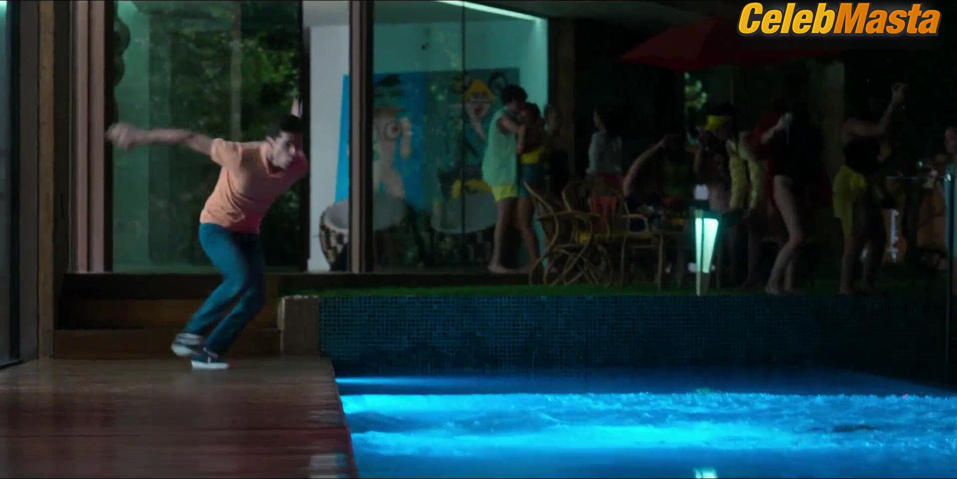 Ester Exposito ’s Swimsuit Scene In Elite - Photo 2 of 5 photo 1