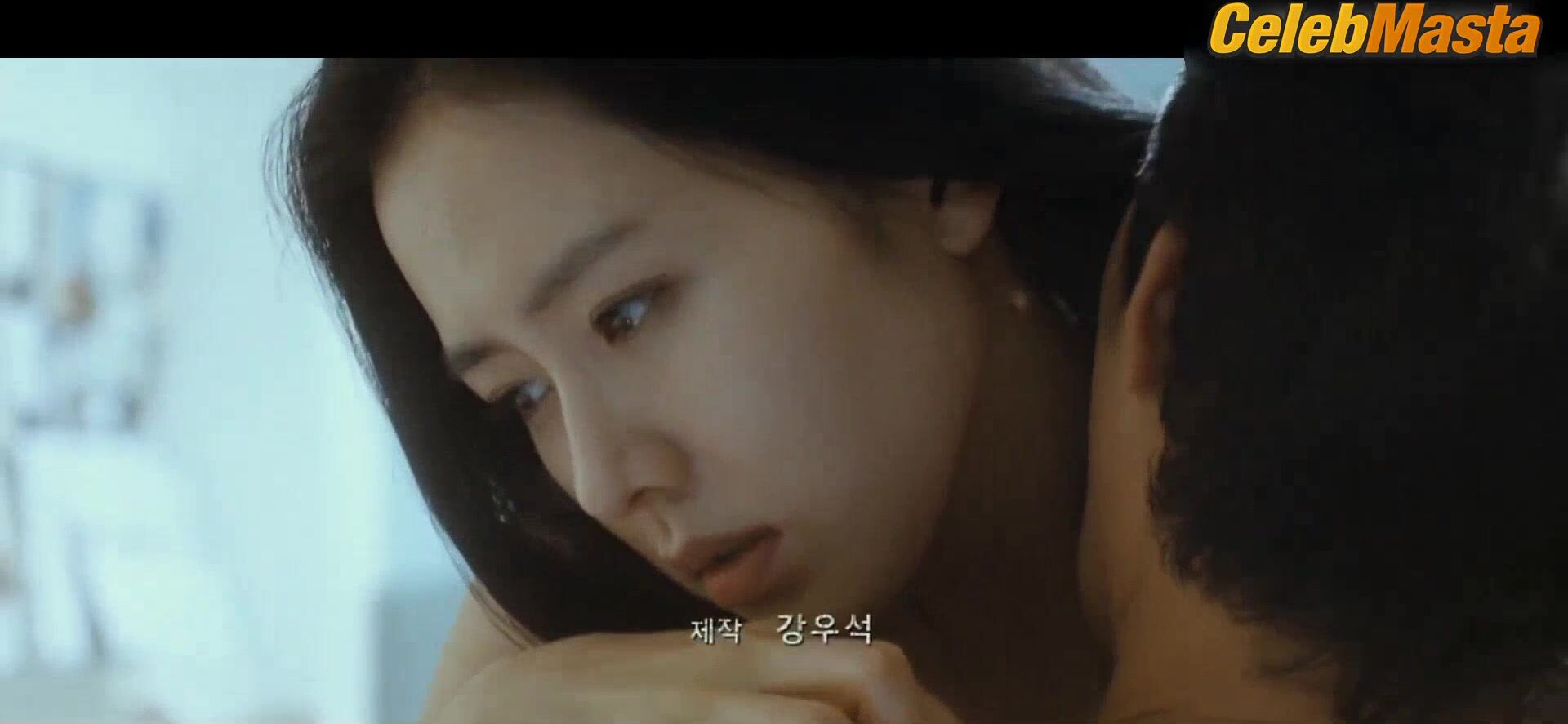 Ye-jin Son Son Ye-jin Reveals Sexy Scene In White Night - Photo 1 of 5 photo 2