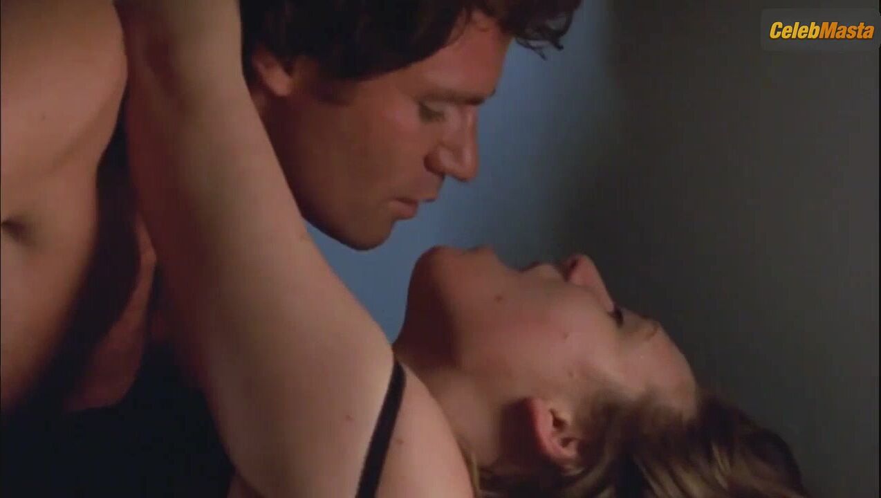 Anna Torv Underwear Scene In The Secret Life Of Us Show - Photo 1 of 5 photo 4