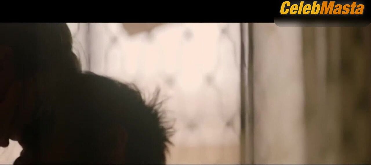 Nathalie Hart Tits, Ass Scene In Tisay - Photo 2 of 5 photo 4
