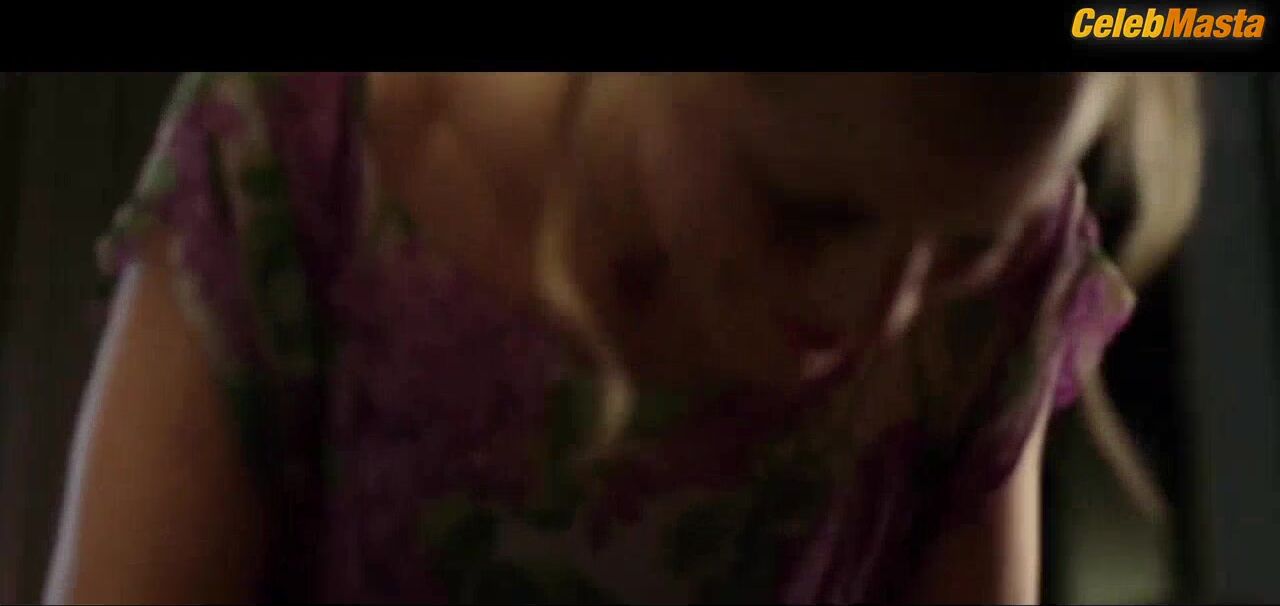 Maria Bello ’s Boobs, Underwear Scene In Shattered - Photo 1 of 5