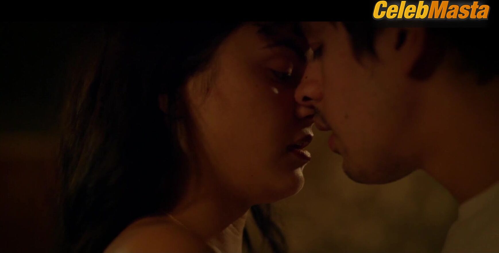 Camila Mendes Sexy Scene From Coyote Lake - Photo 4 of 5