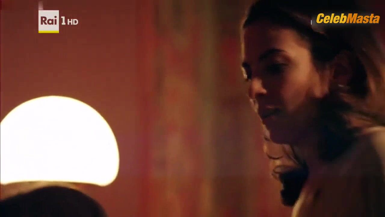 Simona Tabasco ’s Lesbian Scene From I Bastardi Di - Photo 1 of 5 photo 5