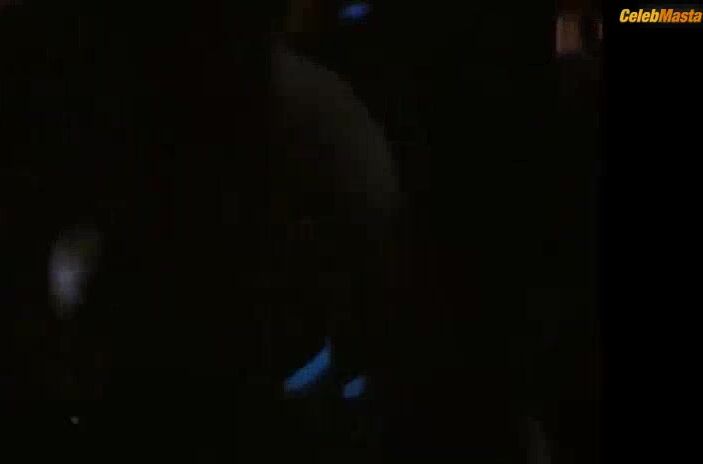 Shannon Whirry Ass And Tits Scene From Ringer - Photo 2 of 5 photo 5