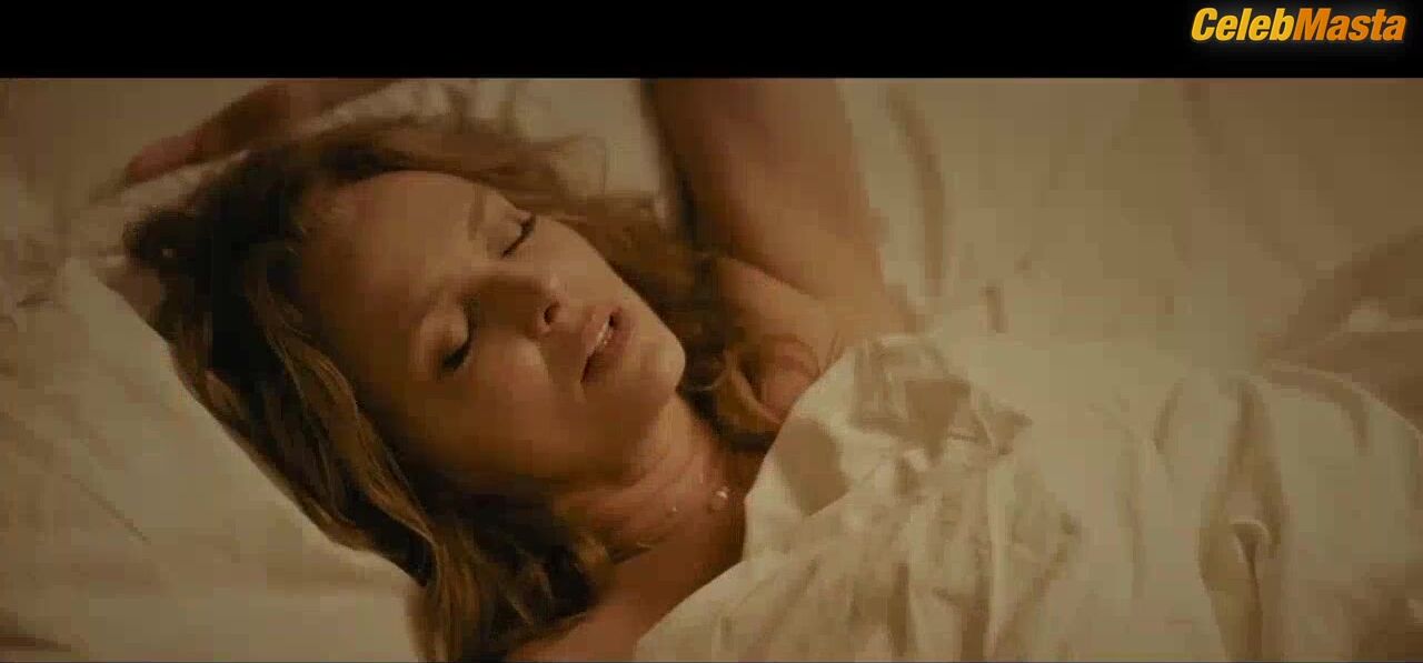 Dina Meyer ’s Tits Scene From Katie’s Mom - Photo 1 of 5 photo 2