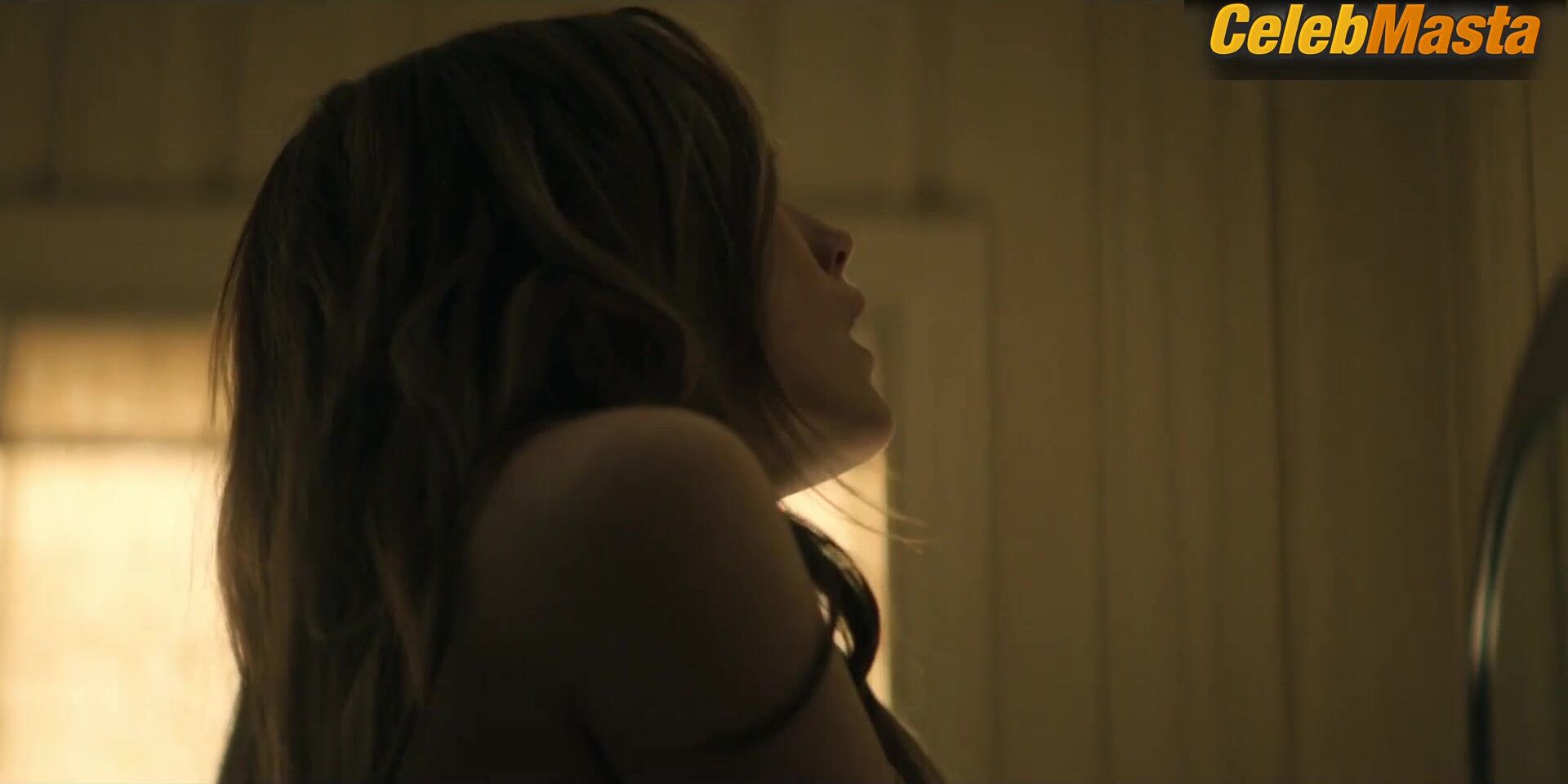 Victoria Pedretti ’s Sexy Scene From You - Photo 3 of 5 photo 5