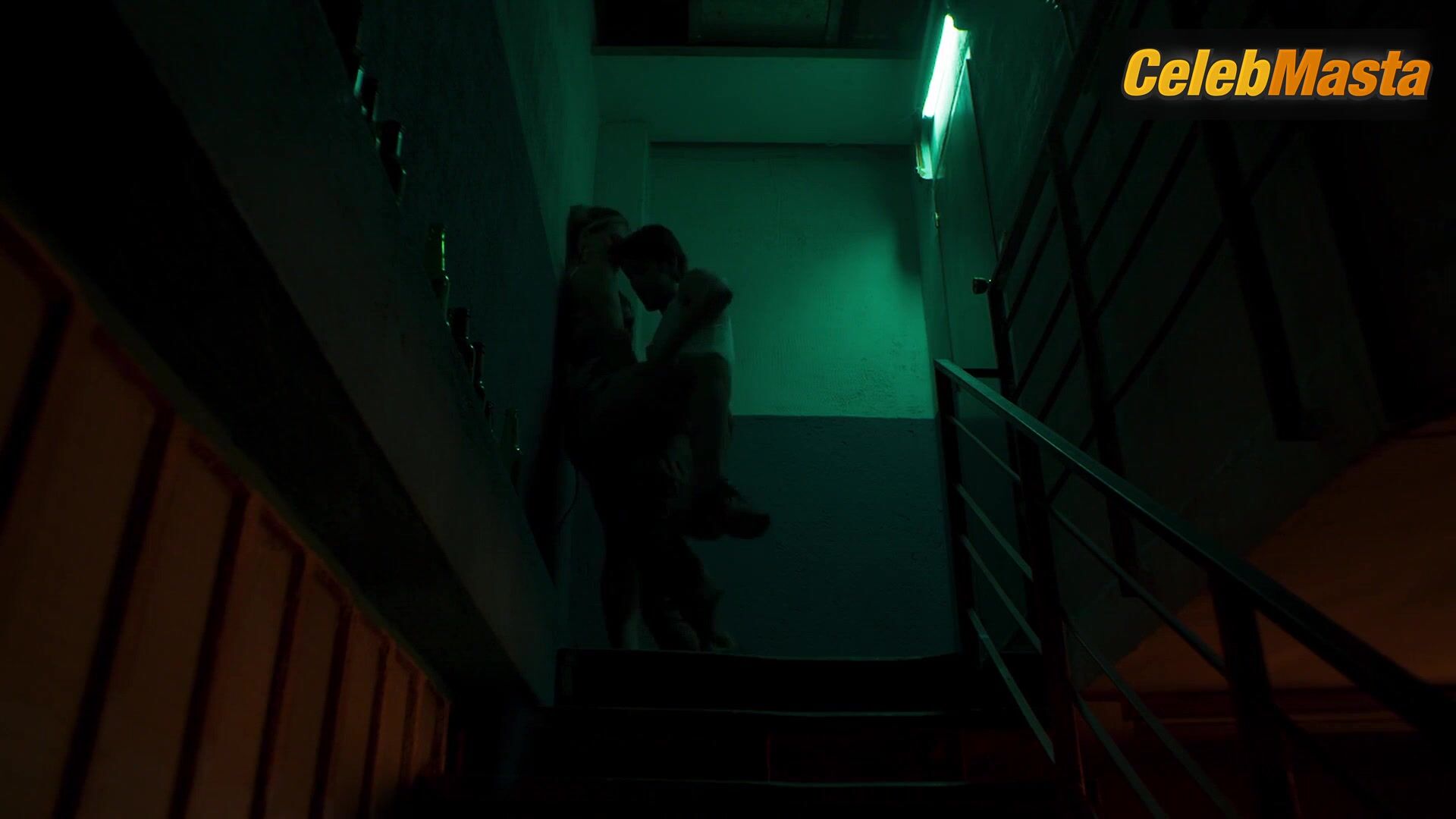 Mirela Balic Steamy Scene In Zorras - Photo 3 of 5 photo 5