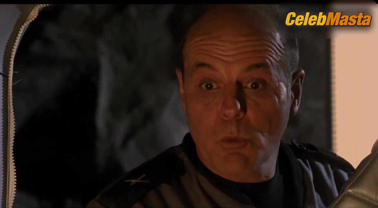 Dina Meyer ’s Tits Scene From Starship Troopers - Photo 1 of 5 photo 5