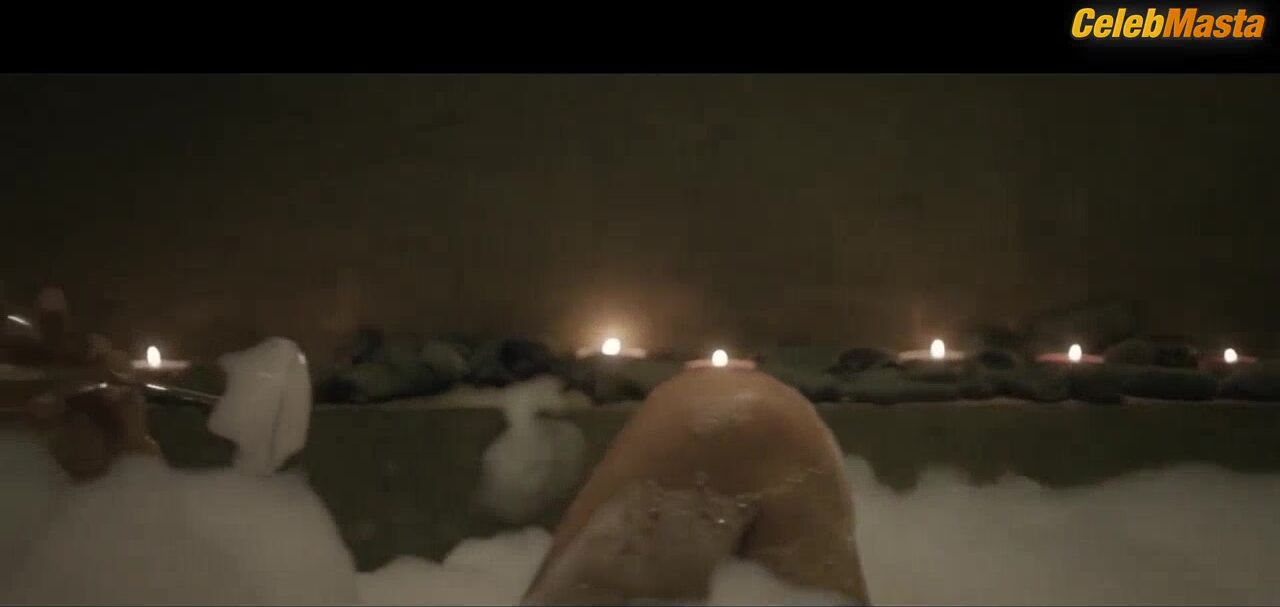 Claire Forlani ’s Hot Scene In An Affair To Die For - Photo 1 of 5