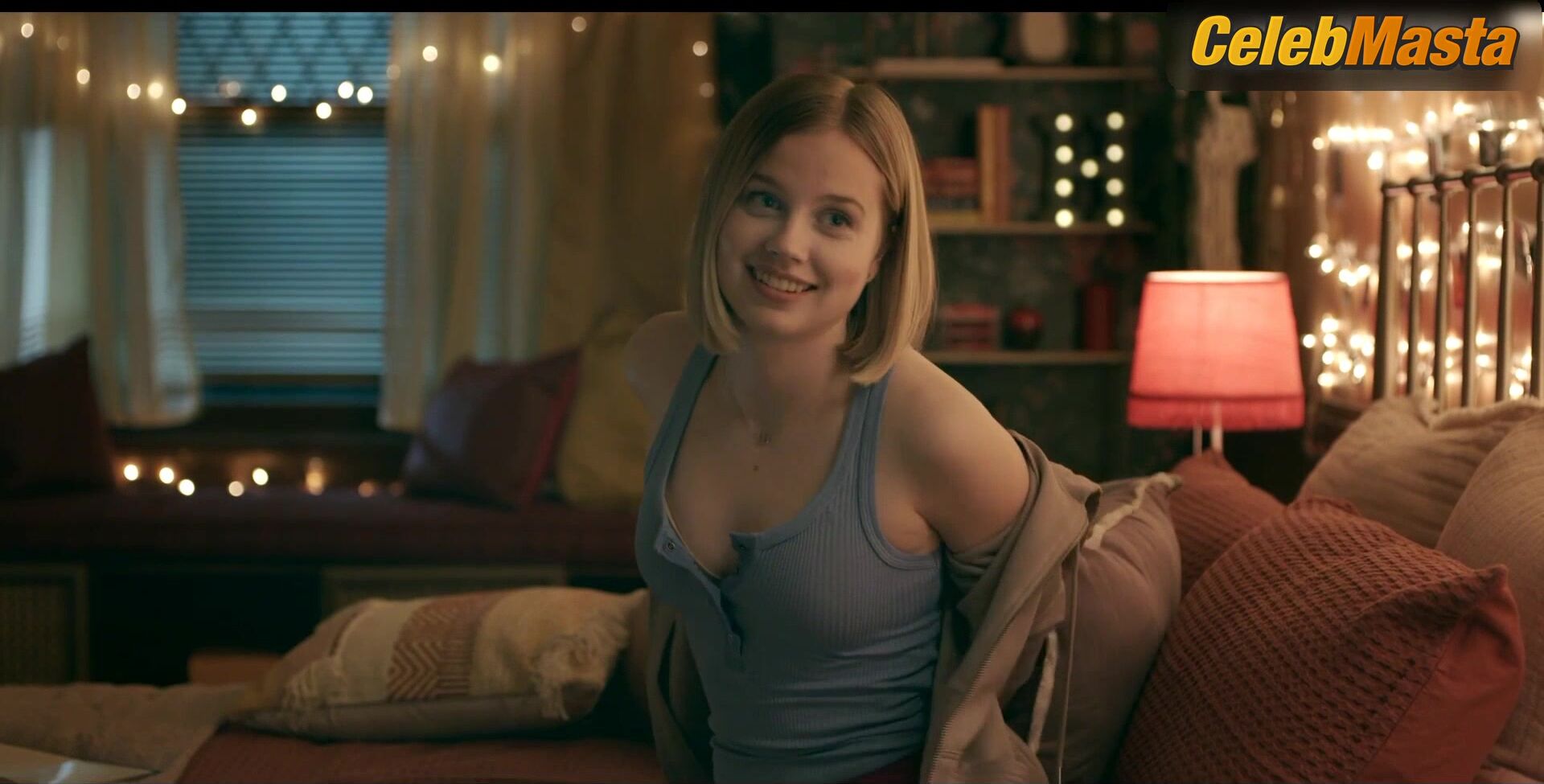 Angourie Rice Underwear Scene From Honor Society - Photo 2 of 5 photo 4