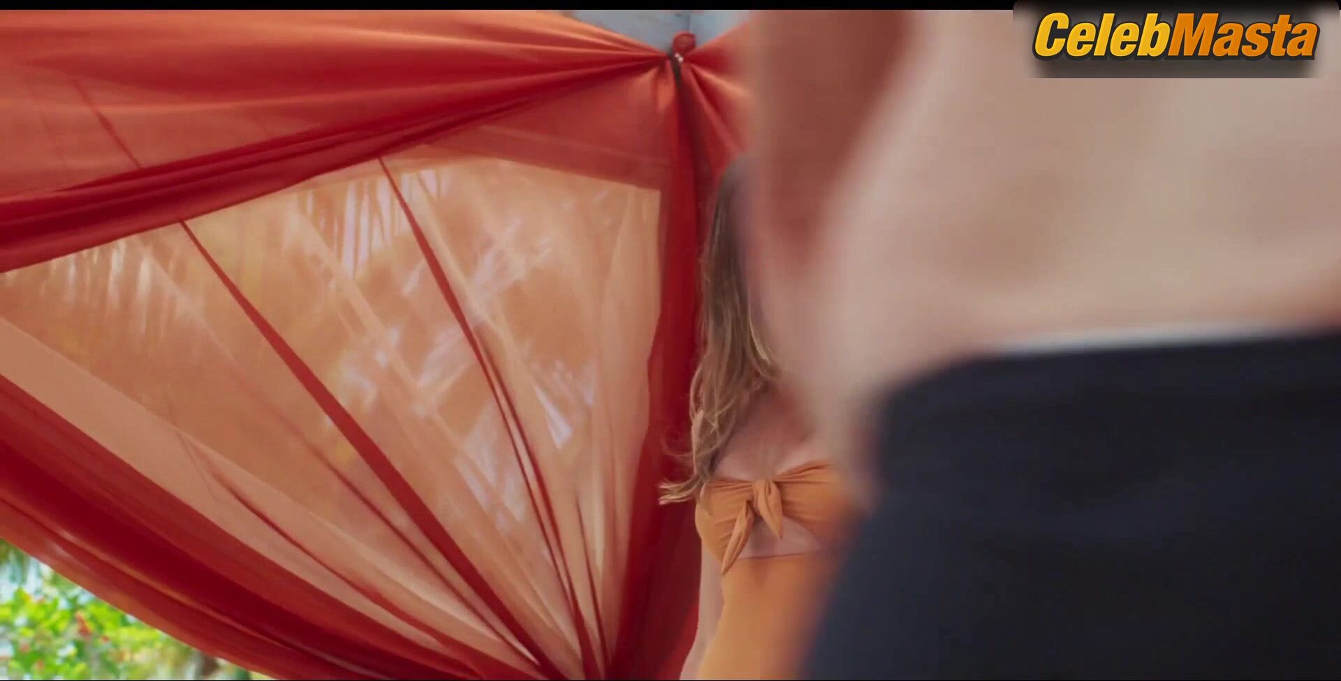 Odette Annable Shows Off Sexy Scene In Fantasy Island - Photo 1 of 5 photo 4