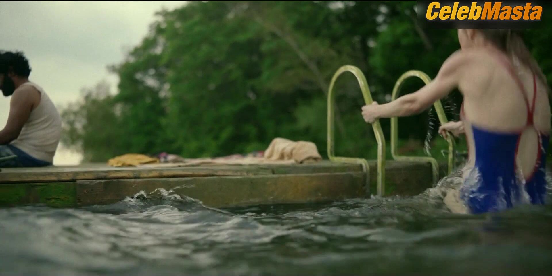 Mackenzie Davis Hot Scene In Station Eleven - Photo 1 of 5 photo 4