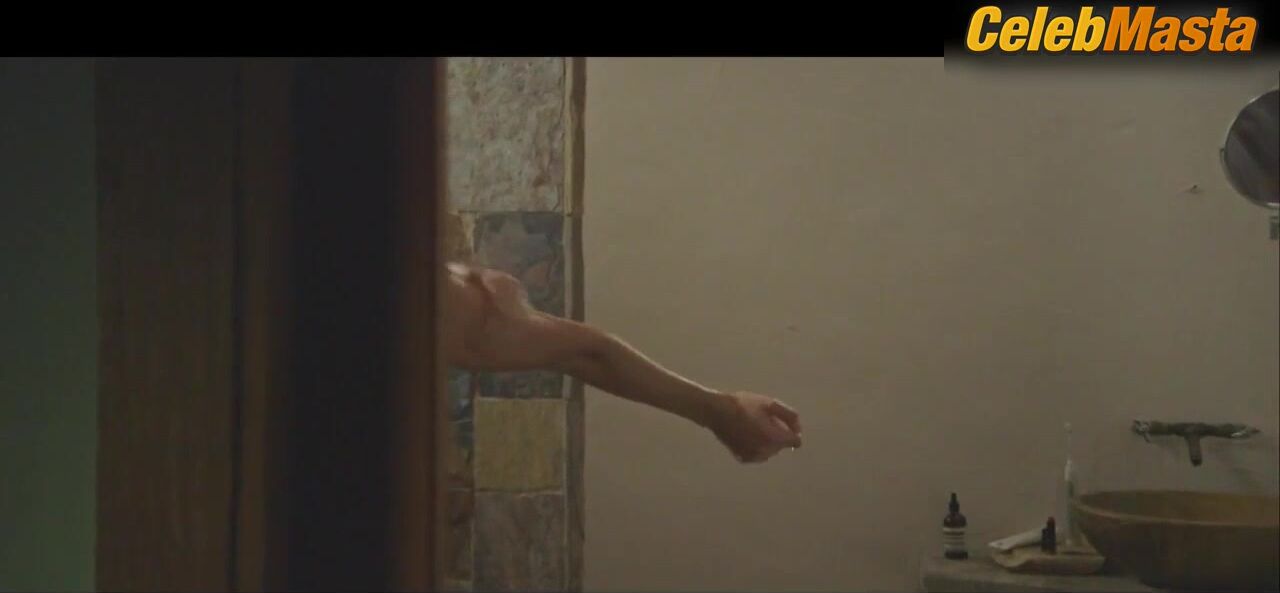 Caitlin Fitzgerald Mackenzie Davis And ’s Underwear Scene - Photo 1 of 5