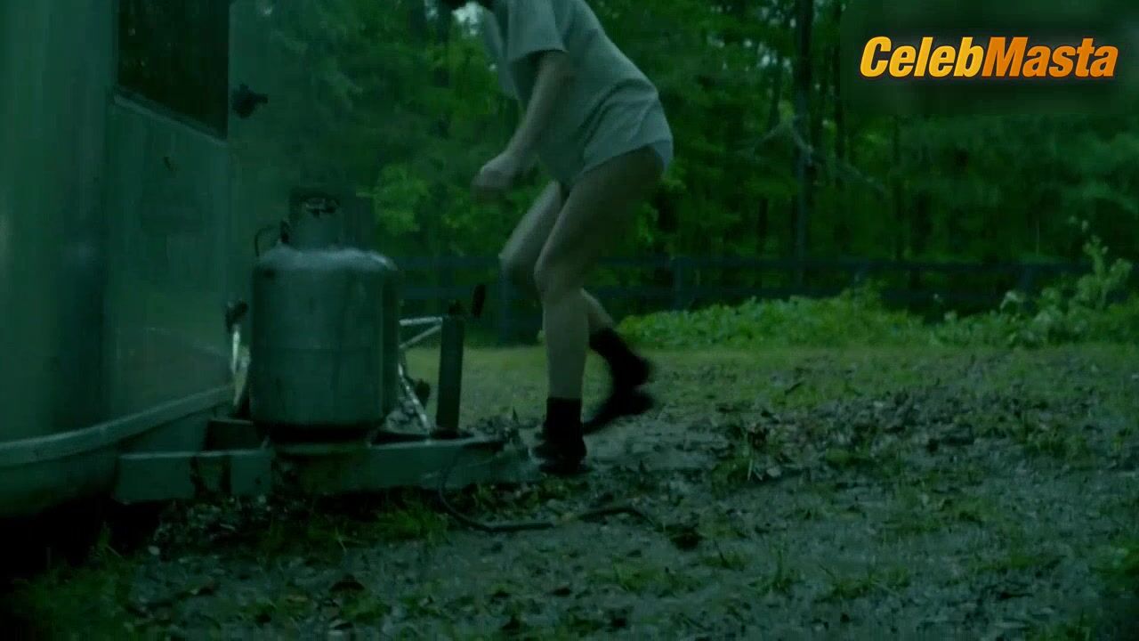 Mackenzie Davis Underwear Scene In Halt And Catch Fire Show - Photo 4 of 5 photo 5