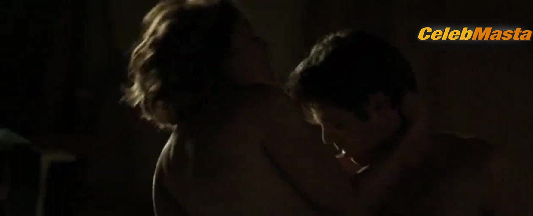 Claudia Gerini Bares All In Scene From Il Traduttore - Photo 1 of 5 photo 5
