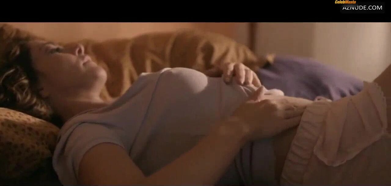 Claudia Gerini Reveals Breasts In Scene From Lesigenza Di - Photo 1 of 5
