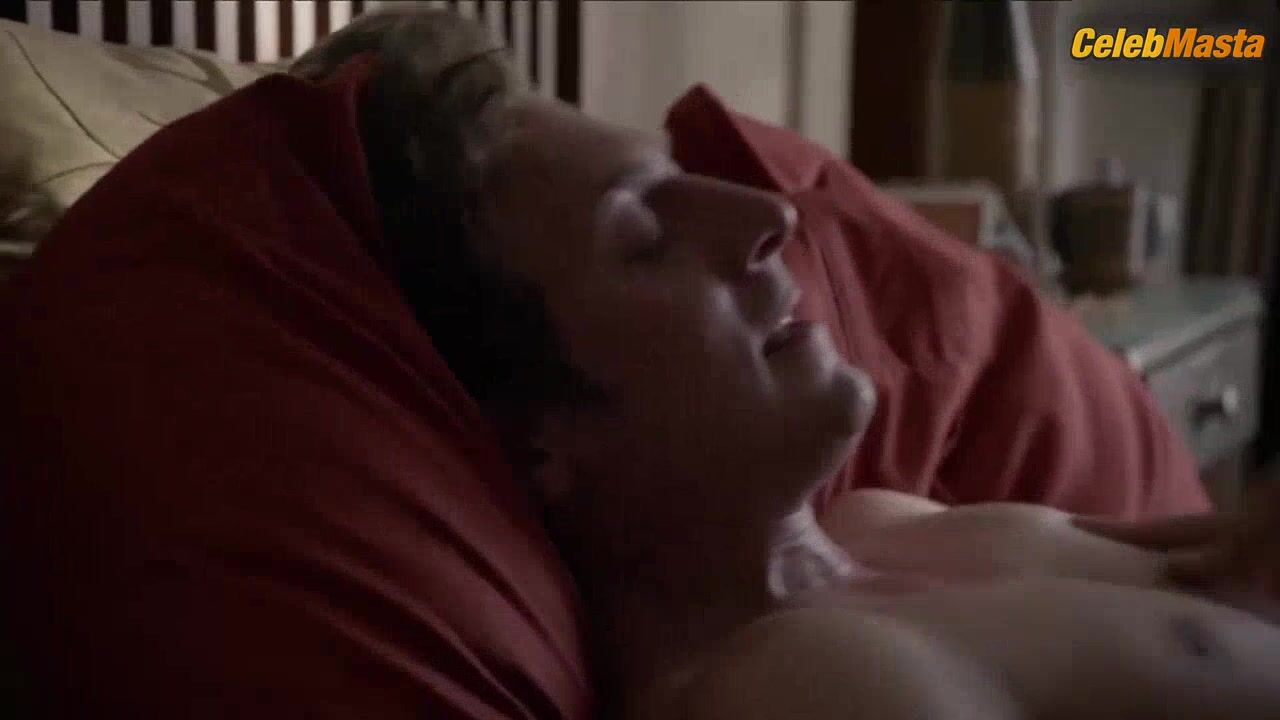 Sasha Alexander Shows Underwear Scene In Shameless - Photo 2 of 5 photo 5