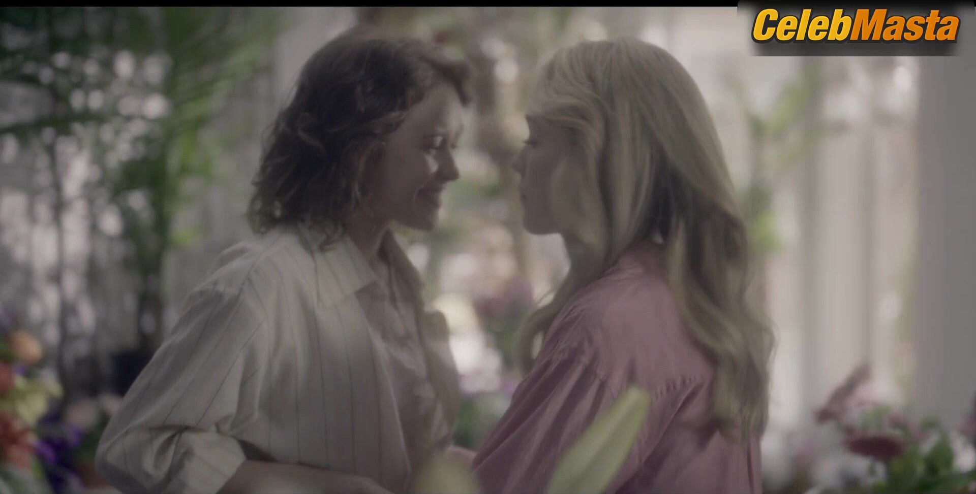 Amelia Eve Victoria Pedretti And ’s Lesbian - Photo 2 of 5 photo 1