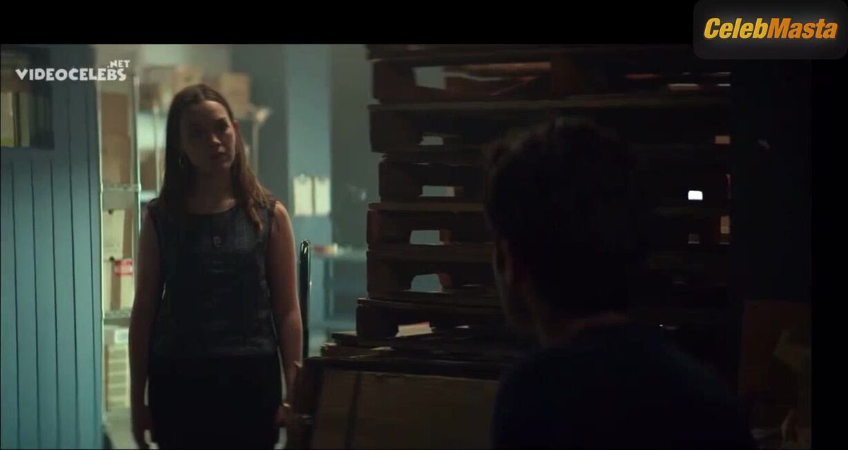 Victoria Pedretti ’s Boobs Scene In You - Photo 1 of 5