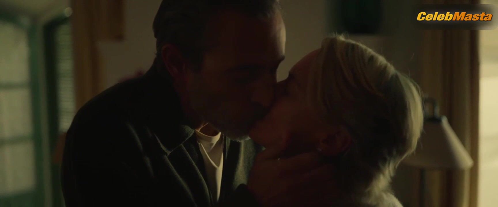 Robin Wright Bares Sexy Scene In The Girlfriend - Photo 2 of 5